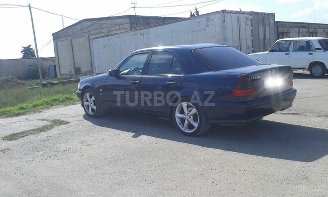 Mercedes C 230 1999, 20,000 km - 2.3 l - Sumqayıt