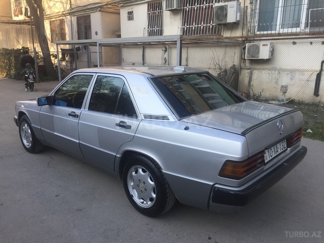 Mercedes 190 1992, 198,764 km - 2.0 l - Bakı