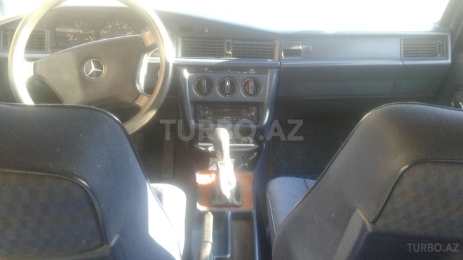 Mercedes 190 1992, 236,590 km - 0.2 l - Biləsuvar