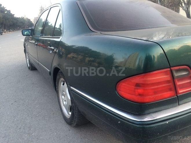 Mercedes E 290 1997, 191,041 km - 2.9 л - Sumqayıt