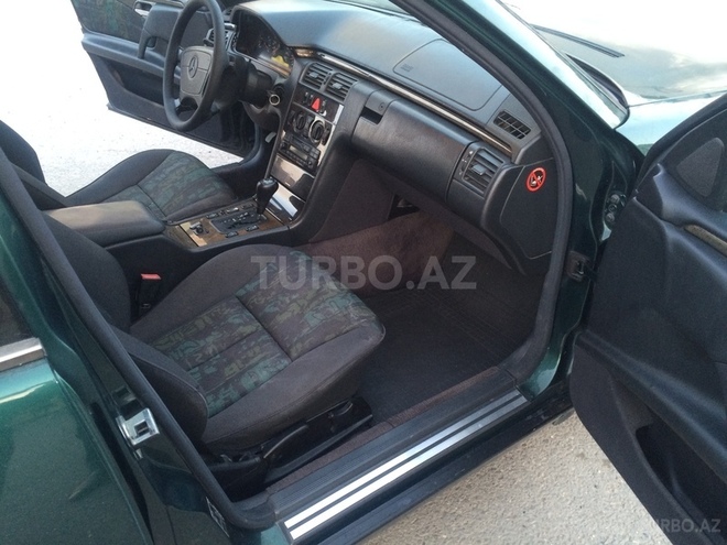 Mercedes E 290 1997, 191,041 km - 2.9 л - Sumqayıt