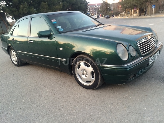 Mercedes E 290 1997, 191,041 km - 2.9 л - Sumqayıt