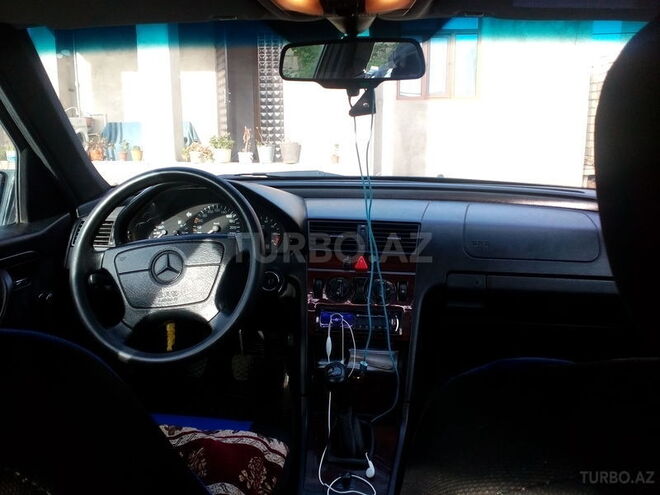 Mercedes C 200 1996, 281,000 km - 1.8 l - Xudat