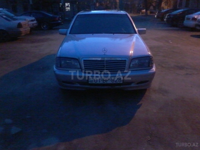 Mercedes C 220 2000, 315,482 km - 2.2 l - Sumqayıt
