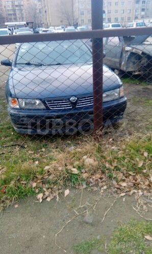 Nissan Maxima 1998, 165,000 km - 2.0 l - Sumqayıt