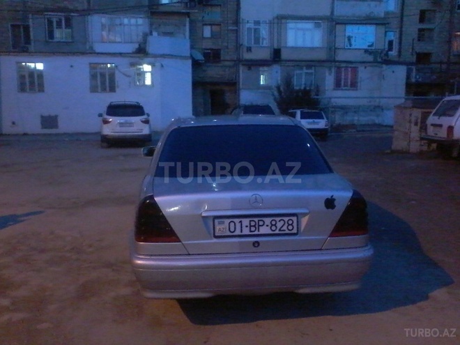 Mercedes C 220 2000, 315,482 km - 2.2 l - Sumqayıt