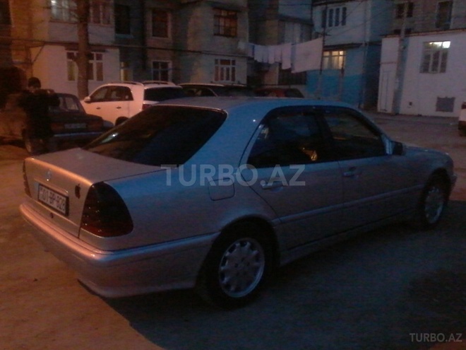 Mercedes C 220 2000, 315,482 km - 2.2 l - Sumqayıt