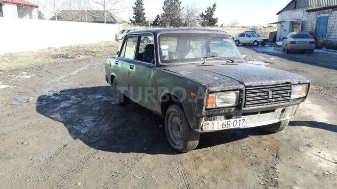 LADA (VAZ) 2107 1984, 300,000 km - 1.6 л - Quba