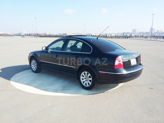 Volkswagen Passat 2002, 131,485 km - 1.8 l - Bakı