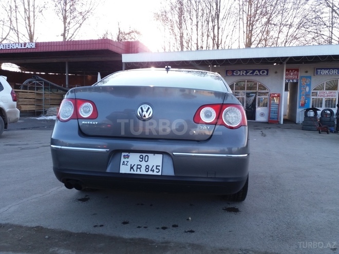 Volkswagen Passat 2005, 329,000 km - 2.0 л - Qazax