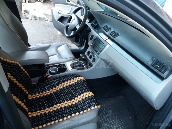 Volkswagen Passat 2005, 329,000 km - 2.0 л - Qazax