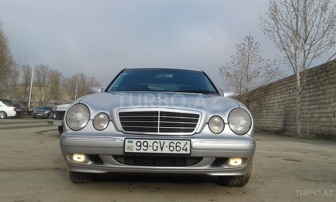 Mercedes E 270 1999, 280,000 km - 2.7 l - Bakı