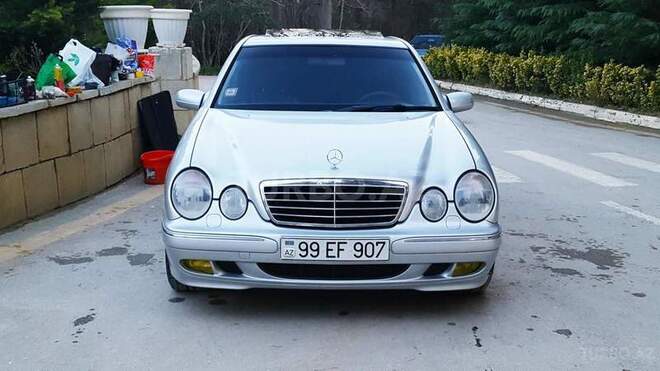 Mercedes E 320 2000, 235,000 km - 3.2 l - Bakı