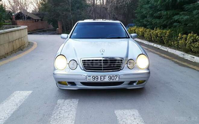 Mercedes E 320 2000, 235,000 km - 3.2 л - Bakı