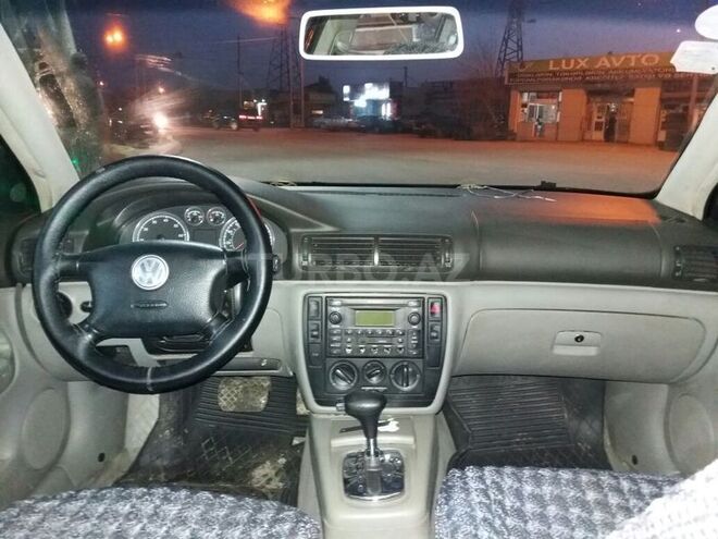 Volkswagen Passat 2003, 146,450 km - 1.8 l - Sumqayıt