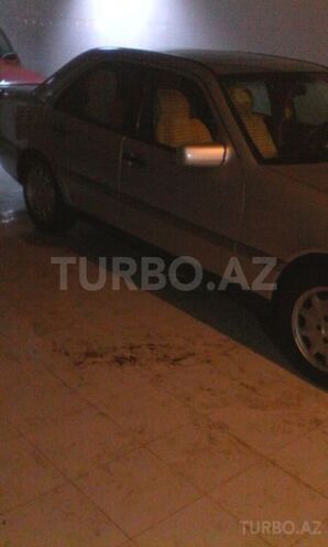 Mercedes C 200 1995, 220,089 km - 0.2 l - Bakı
