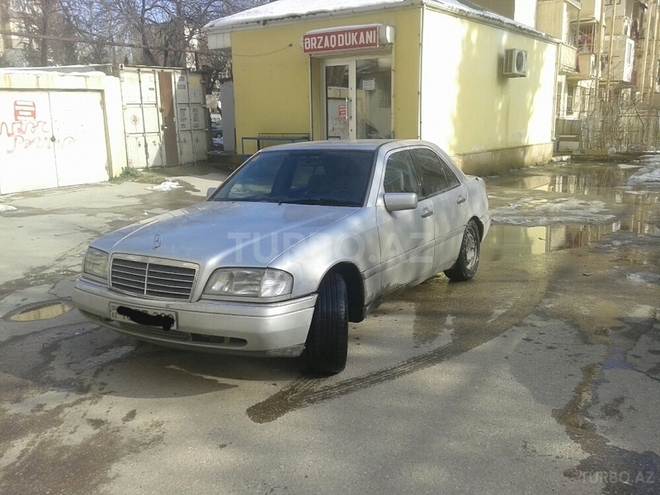 Mercedes C 220 1994, 390,000 km - 2.2 л - Bakı