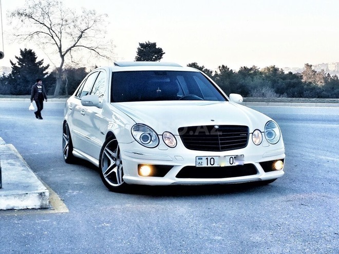 Mercedes E 320 2003, 209,006 km - 3.2 л - Bakı
