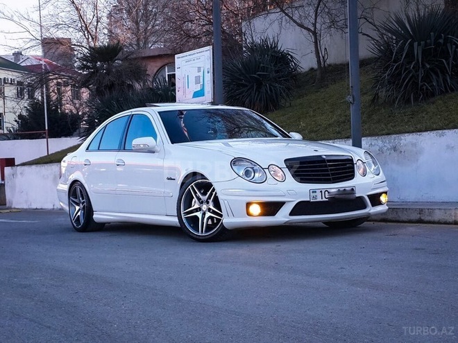 Mercedes E 320 2003, 209,006 km - 3.2 л - Bakı
