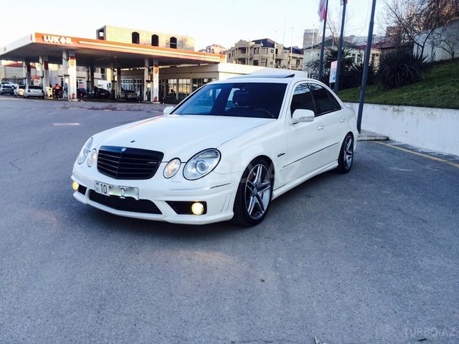 Mercedes E 320 2003, 209,006 km - 3.2 л - Bakı