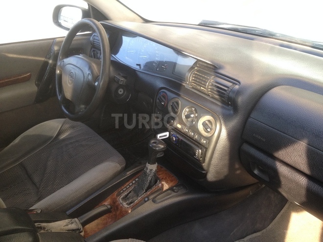 Opel Omega 1996, 268,200 km - 2.0 л - Bakı