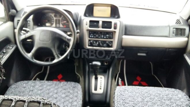Mitsubishi Pajero io 1999, 194,564 km - 1.8 l - Bakı