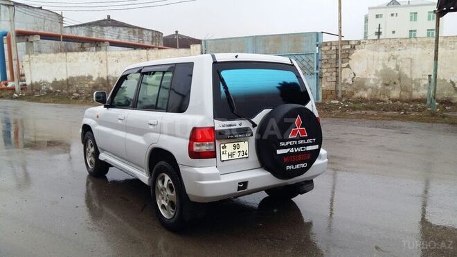 Mitsubishi Pajero io 1999, 194,564 km - 1.8 l - Bakı