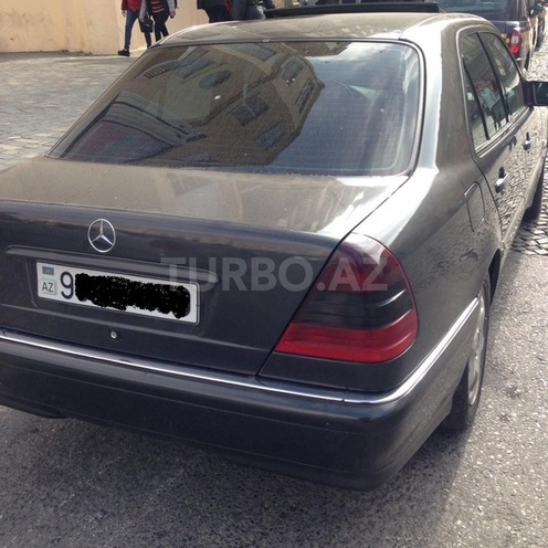 Mercedes C 220 2000, 314,000 km - 2.2 l - Bakı