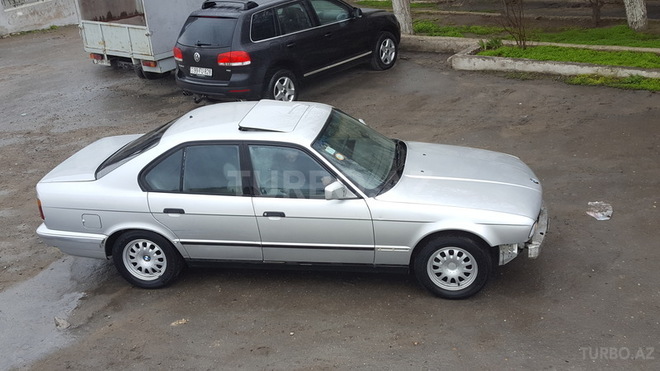BMW 530 1989, 332,500 km - 3.0 л - Bakı