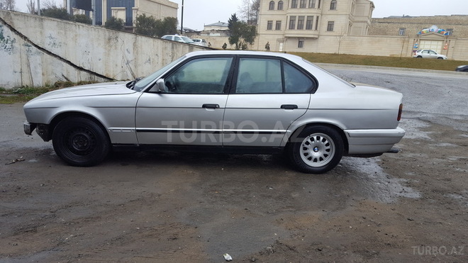 BMW 530 1989, 332,500 km - 3.0 л - Bakı