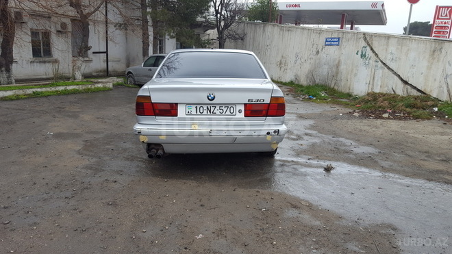 BMW 530 1989, 332,500 km - 3.0 л - Bakı