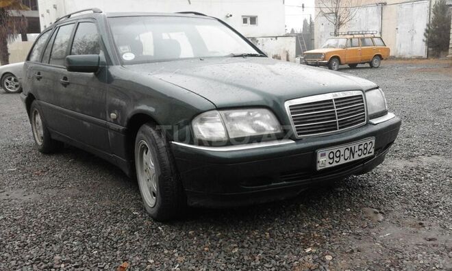 Mercedes C 220 2000, 200,000 km - 2.2 l - Bərdə