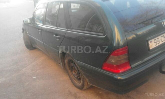 Mercedes C 220 2000, 200,000 km - 2.2 l - Bərdə