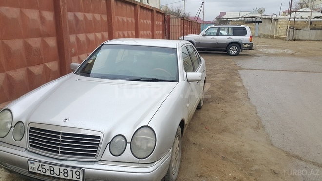 Mercedes E 230 1996, 400,000 km - 2.3 l - Bakı