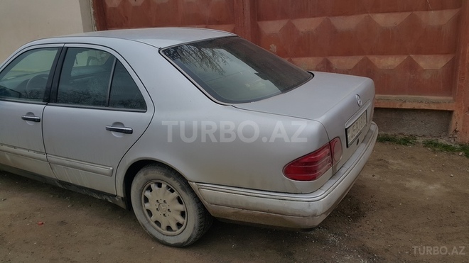 Mercedes E 230 1996, 400,000 km - 2.3 l - Bakı