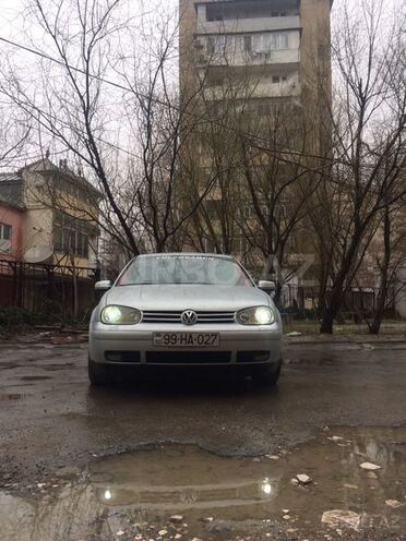 Volkswagen Golf 2002, 146,000 km - 2.0 l - Bakı