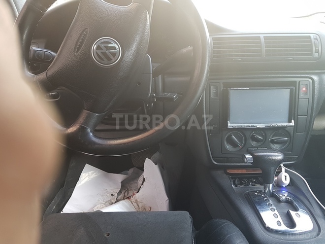 Volkswagen Passat 1999, 160,000 km - 1.8 l - Bakı