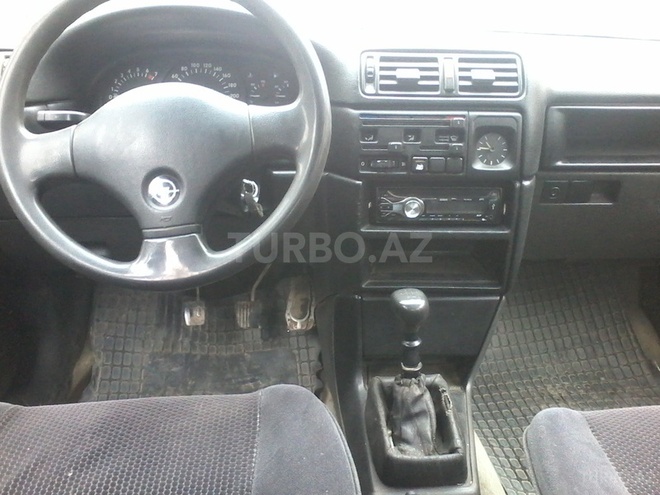 Opel Vectra 1991, 285,000 km - 2.0 л - Sumqayıt