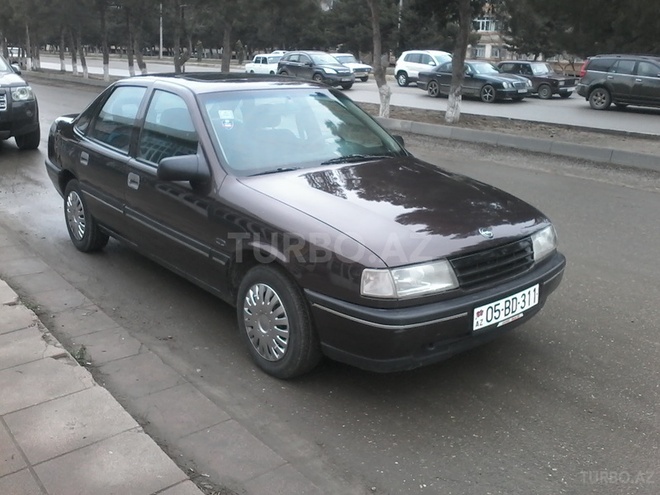 Opel Vectra 1991, 285,000 km - 2.0 л - Sumqayıt