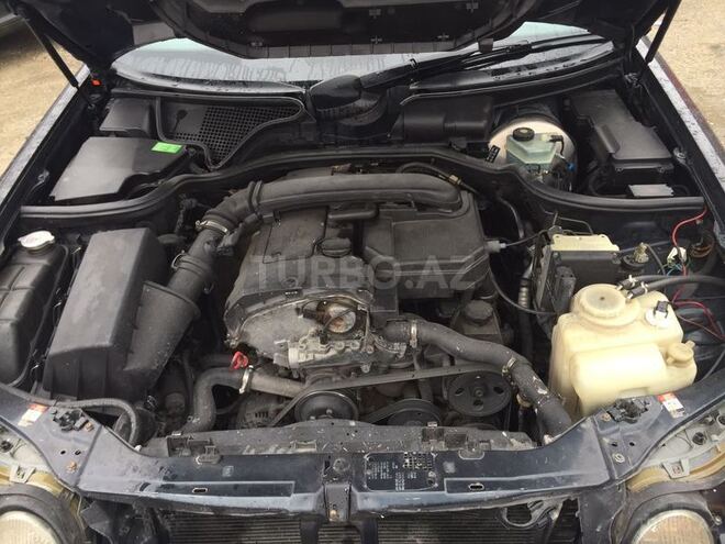 Mercedes E 230 1996, 306,000 km - 2.3 l - Bakı