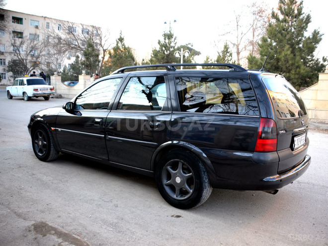 Opel Vectra 1997, 170,000 km - 2.0 l - Bərdə