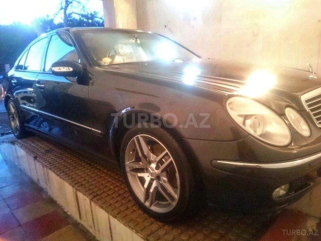 Mercedes E 240 2002, 222,000 km - 2.6 l - Bakı