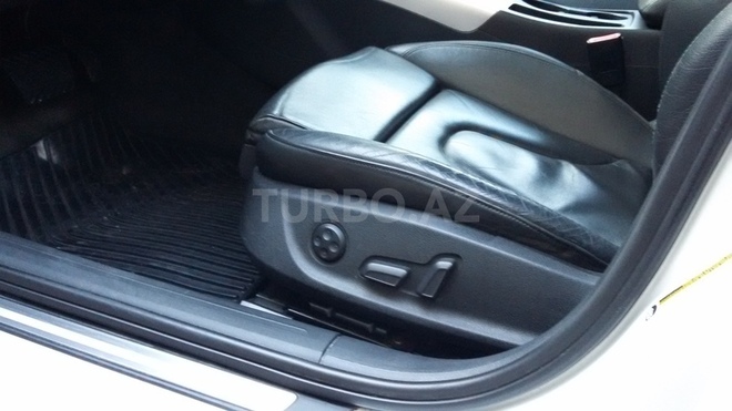 Audi A4 2011, 135,000 km - 2.0 l - Bakı