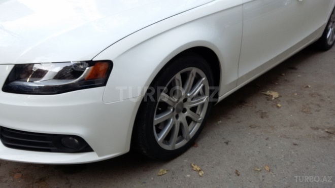 Audi A4 2011, 135,000 km - 2.0 l - Bakı