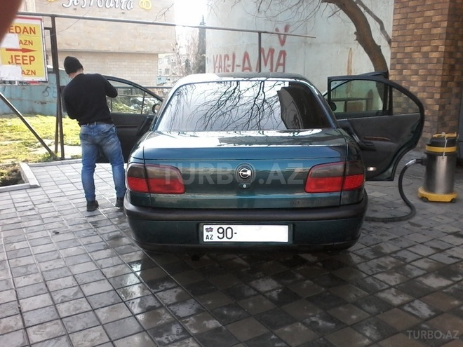 Opel Omega 1996, 230,000 km - 2.0 l - Bakı
