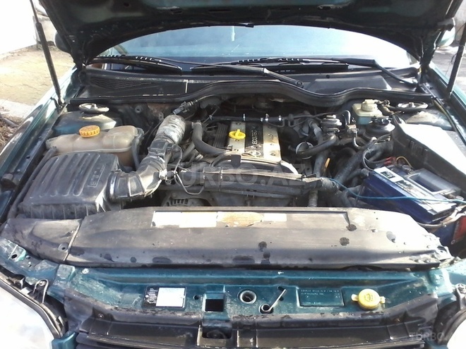 Opel Omega 1996, 230,000 km - 2.0 l - Bakı