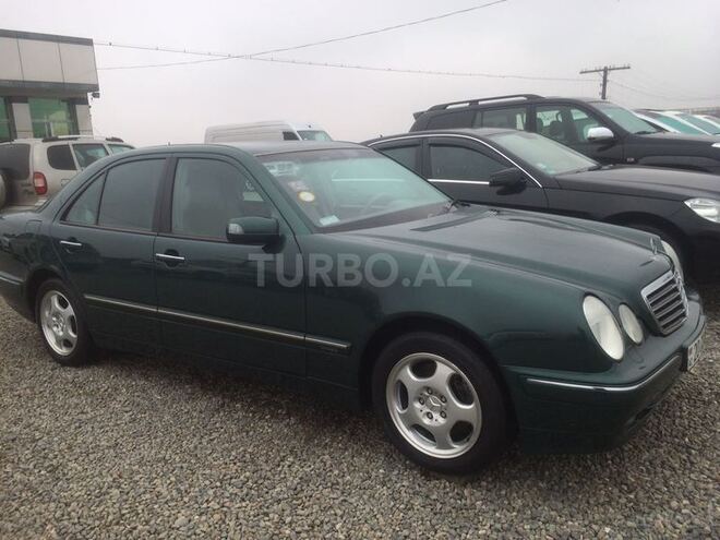 Mercedes E 240 2000, 26,000 km - 2.4 l - Gəncə