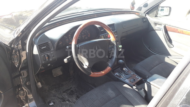 Mercedes C 240 1998, 345,000 km - 2.4 l - Bakı