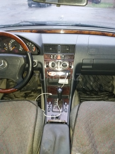 Mercedes C 200 1999, 314,000 km - 2.0 l - Bakı