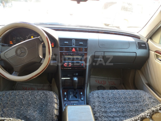Mercedes C 230 1997, 241,000 km - 2.3 л - Sumqayıt